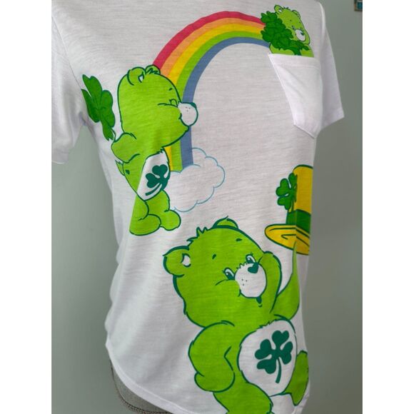 NWOT Care Bears Good Luck Bear Rainbow Juniors St Patricks Day Shirt Small 3-5 - Picture 3 of 4